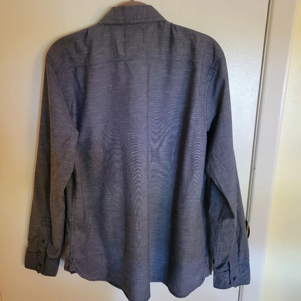 Levi's Denim Blue Button Down MED - Picture 2 of 3
